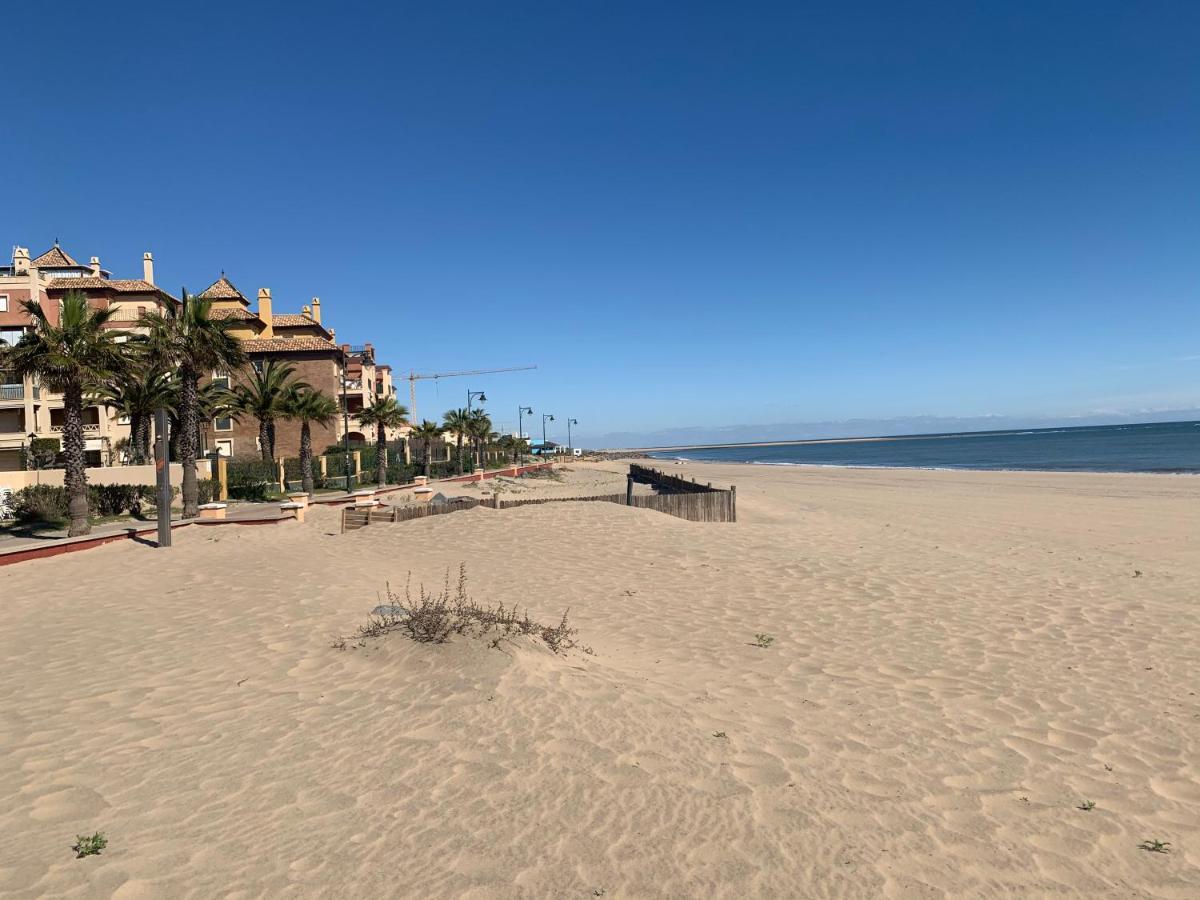 Primera Linea De Playa Con Vistas Al Mar Isla Canela Exterior photo