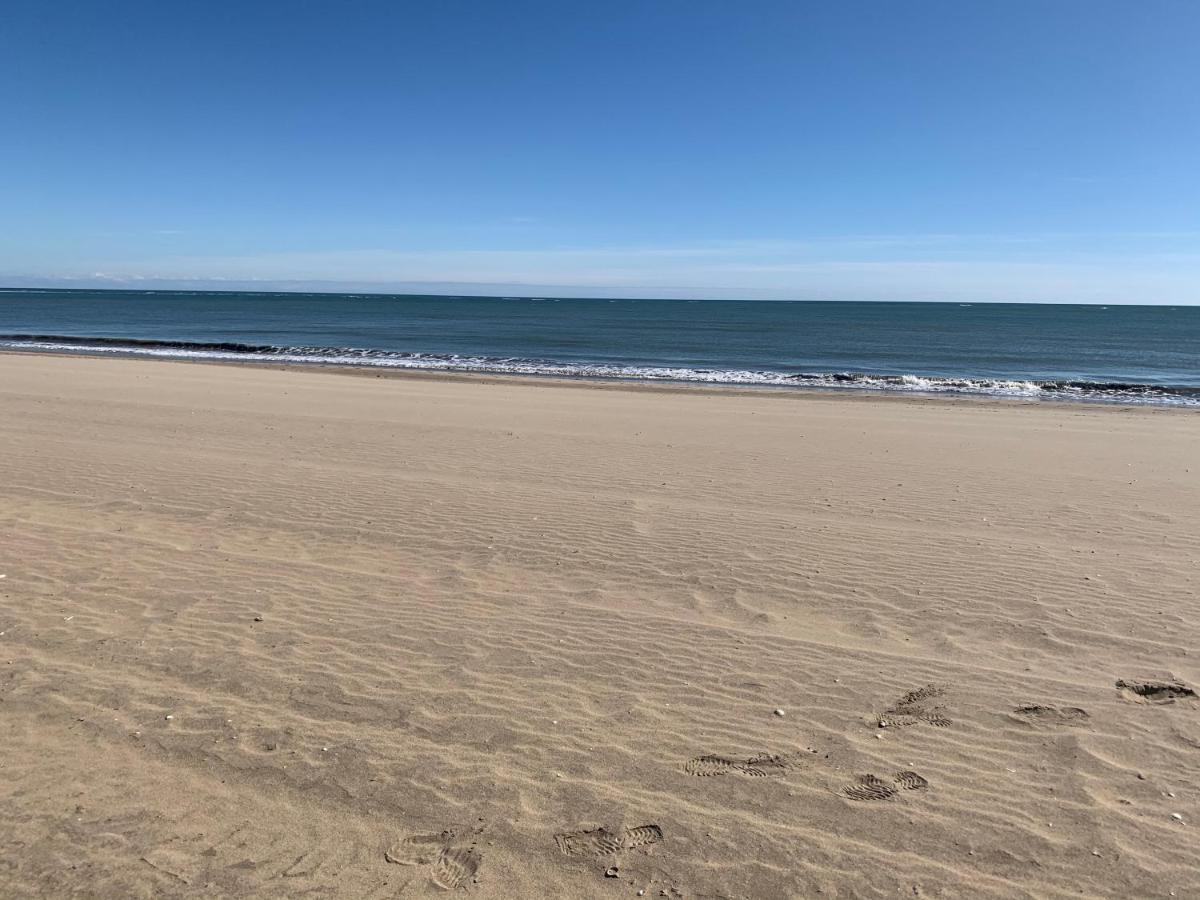 Primera Linea De Playa Con Vistas Al Mar Isla Canela Exterior photo
