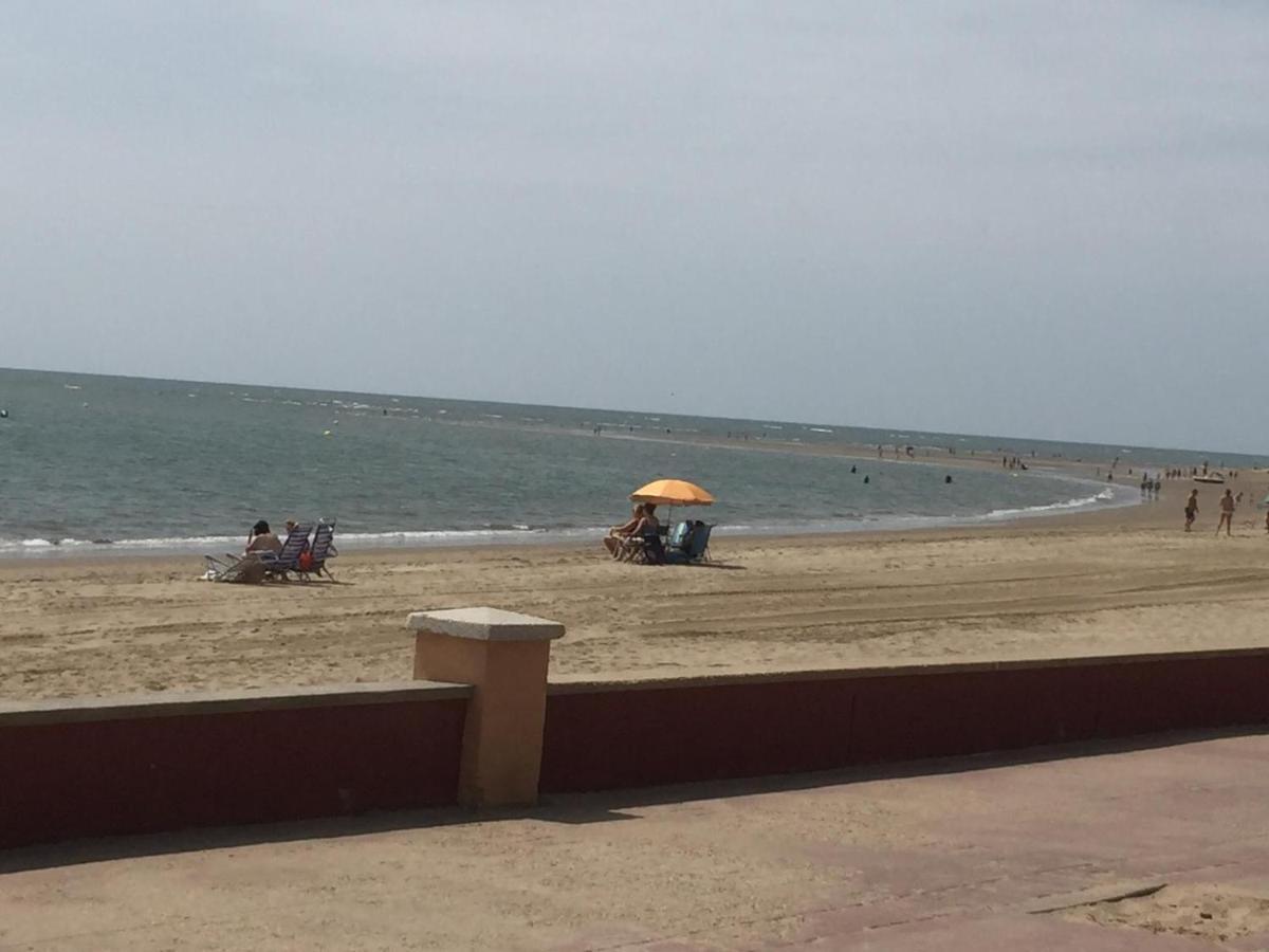 Primera Linea De Playa Con Vistas Al Mar Isla Canela Exterior photo